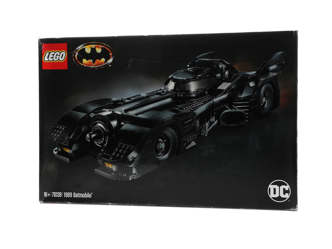 LEGO DC Batman 1989 Batmobile Set 76139